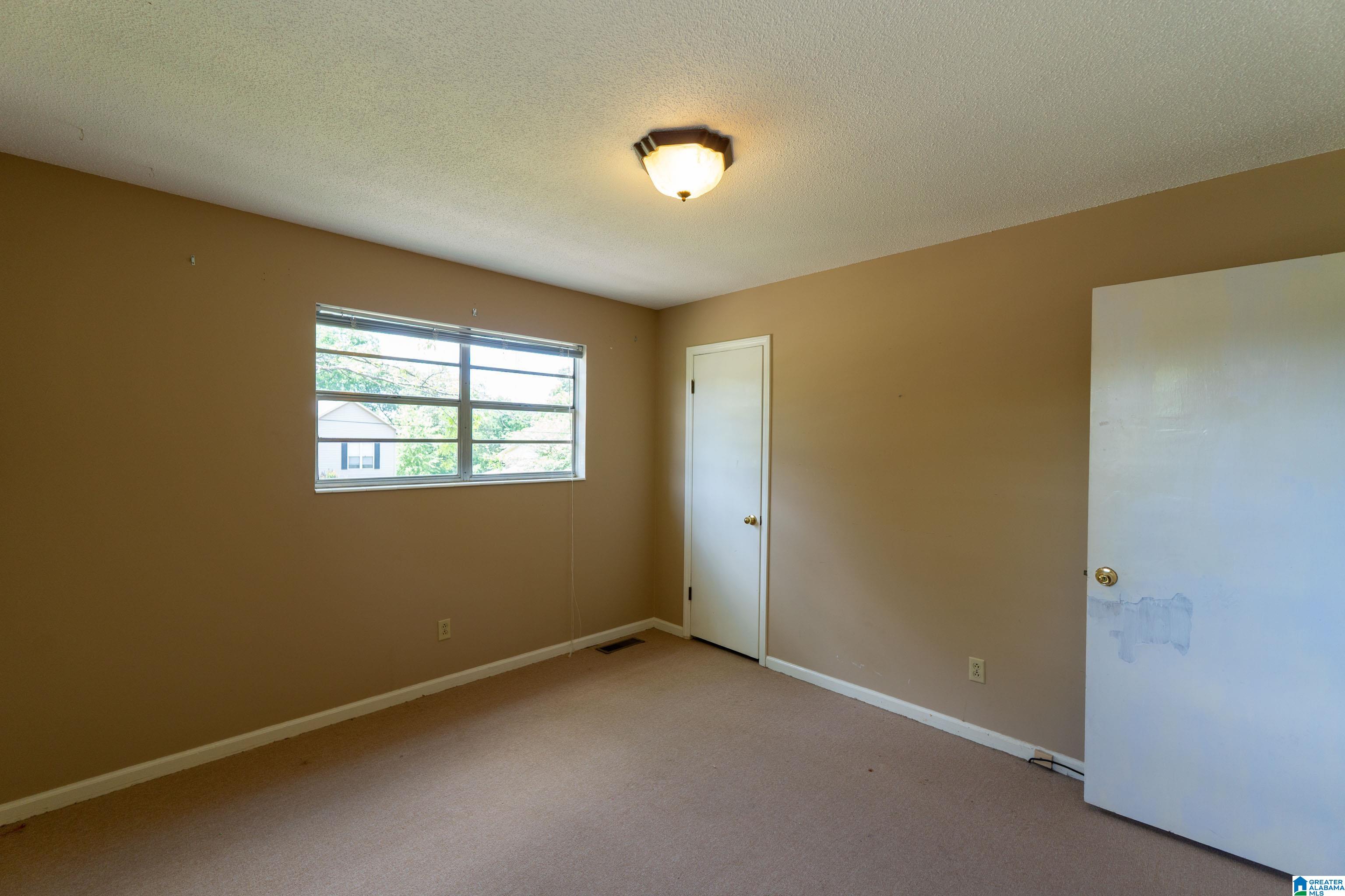 704 Hilltop Road Warrior, AL 35180 - Photo 24 of 56