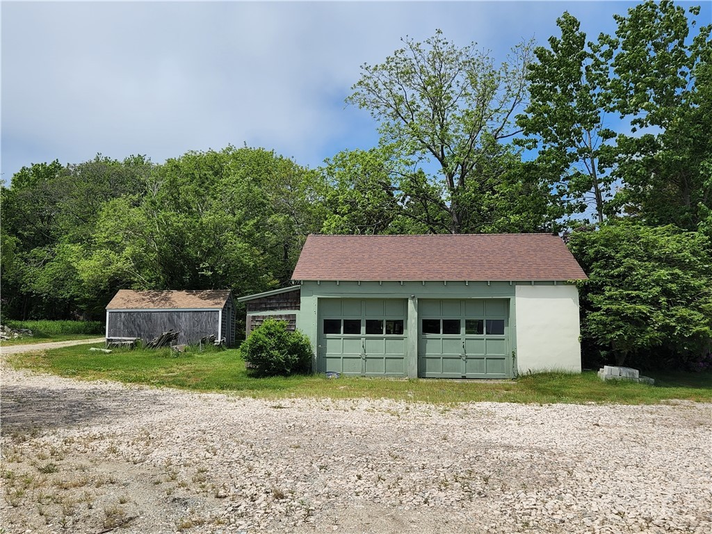 75 Ledge Road Jamestown, RI 02835 - Photo 9 of 14