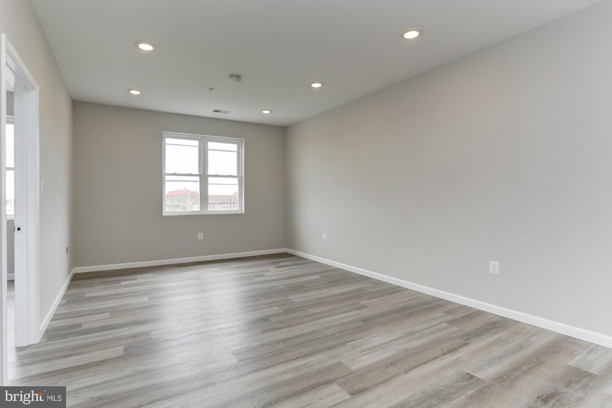 1923 Ashland Avenue, Unit 401 Baltimore, MD 21205 - Photo 12 of 19