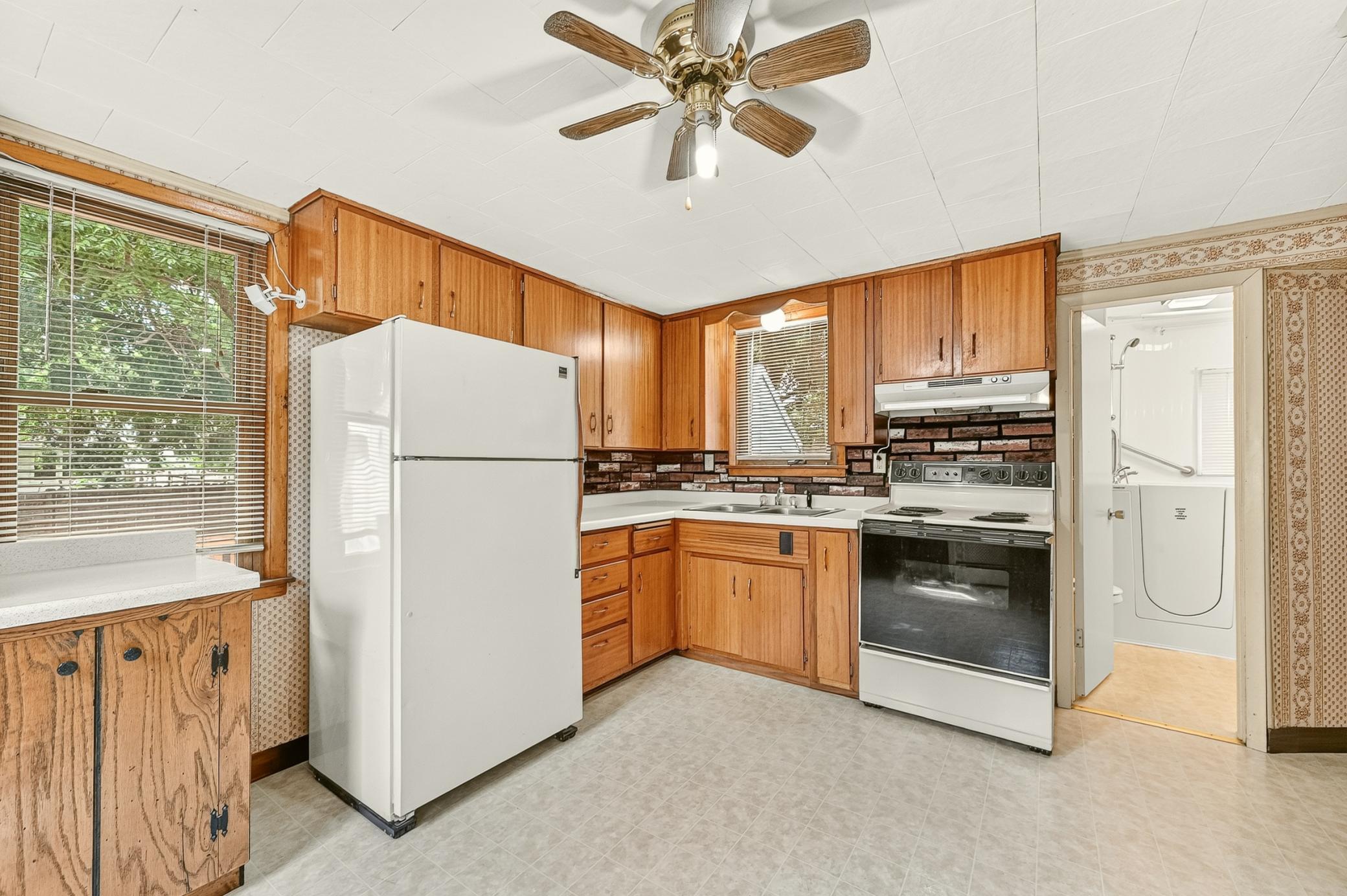 212 10 1/2 Street Southeast Rochester, MN 55904 - Photo 14 of 23