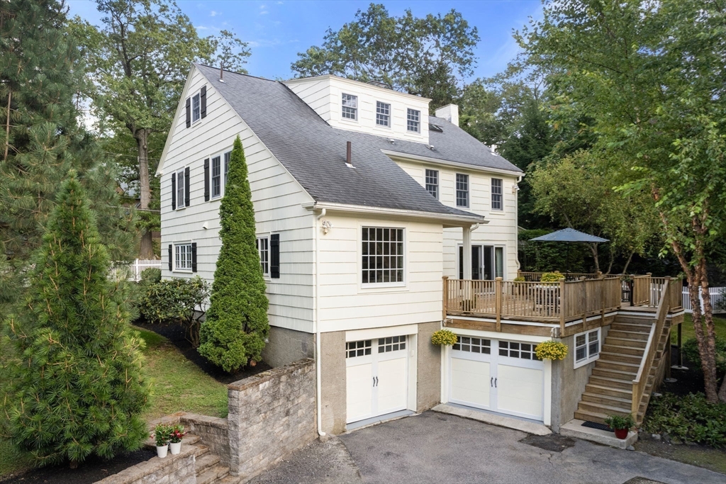 513 Chestnut Street Newton, MA 02468 - Photo 2 of 32 a view of a house with a yard