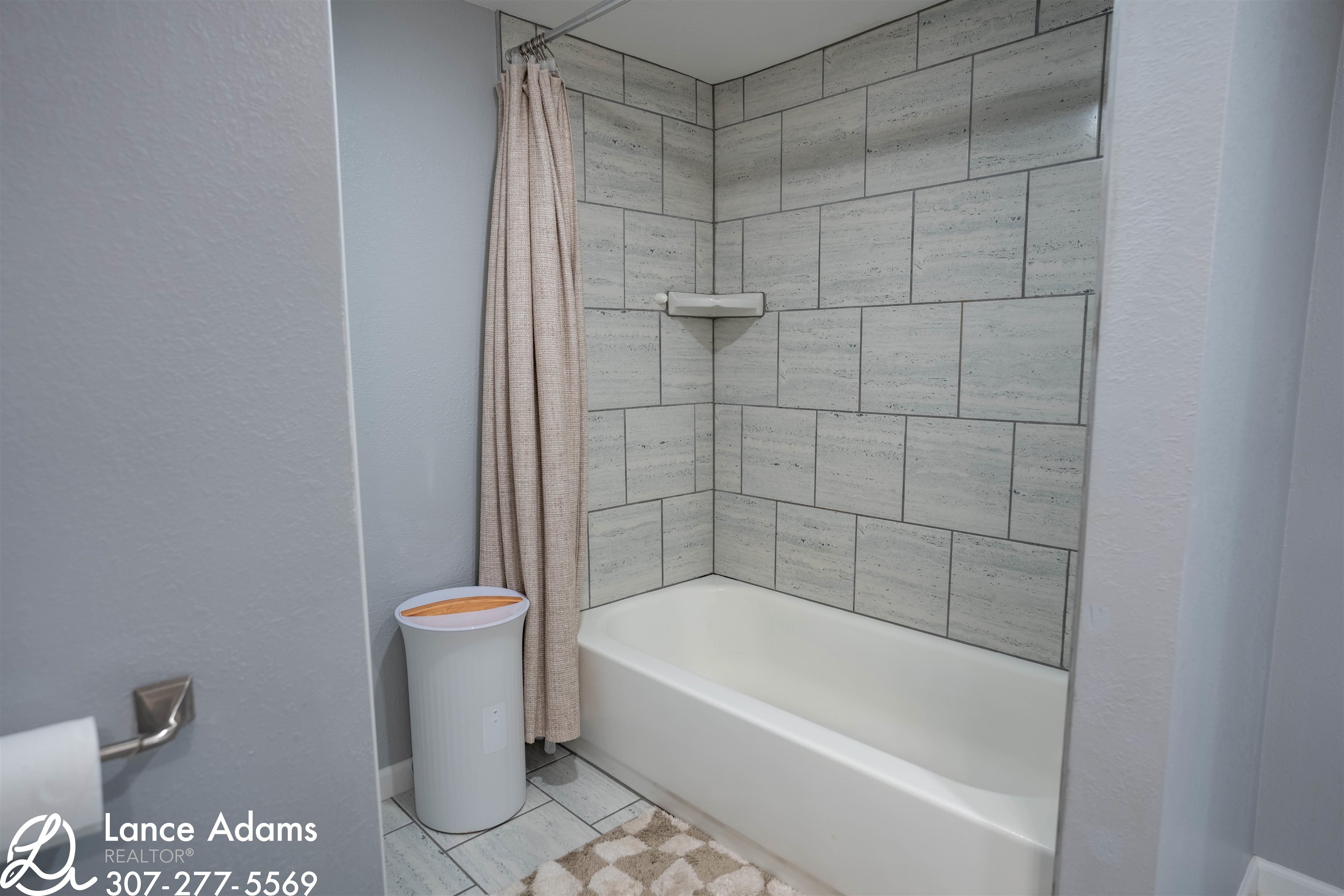 1405 South Jackson Street Casper, WY 82601 - Photo 19 of 32