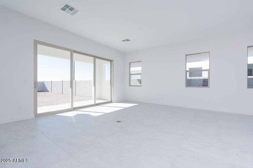 2139 East Mill Road San Tan Valley, AZ 85140 - Photo 4 of 17 Tri Pointe Soleo 644 - Great Room-1MLS