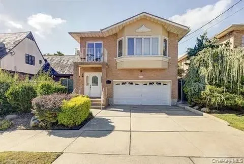 $1,725,000 | 160-32 11th Avenue | Beechhurst