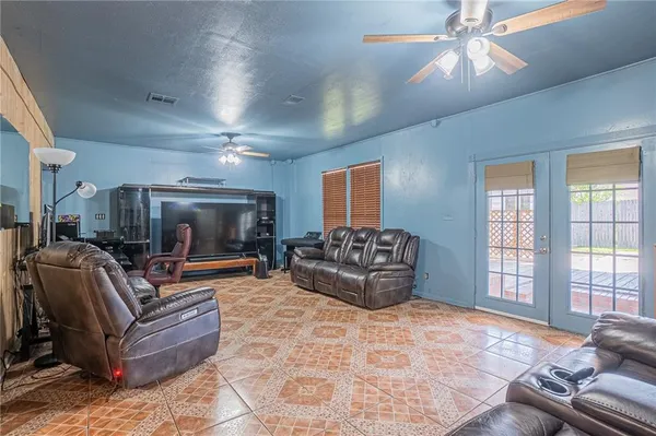 $168,000 | 5627 West Circle Drive, Alexandria, LA 71301