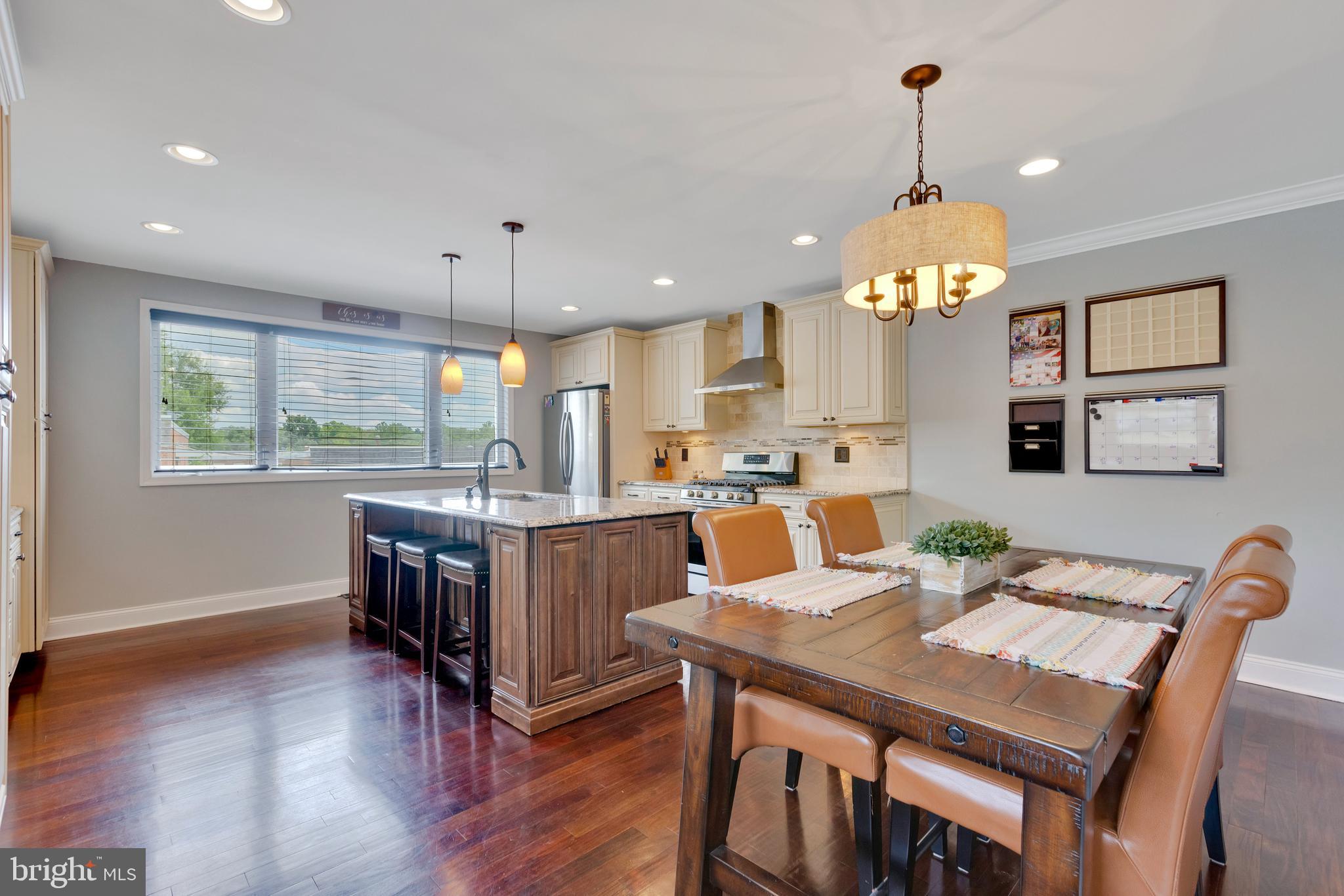 755 Hill Road Philadelphia, PA 19128 - Photo 11 of 32 Gallery Image 11