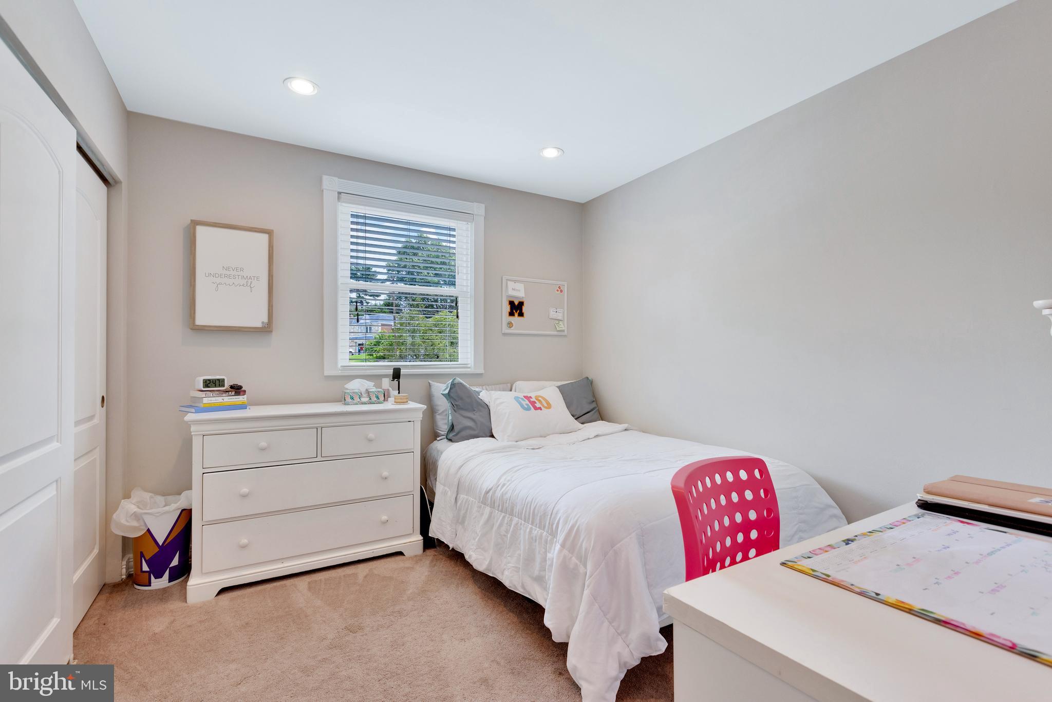 755 Hill Road Philadelphia, PA 19128 - Photo 18 of 32 Gallery Image 18