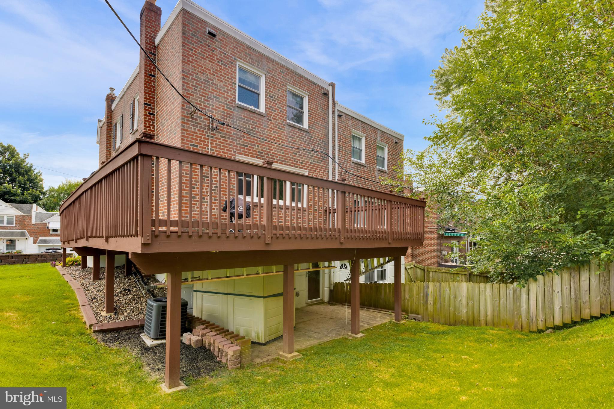 755 Hill Road Philadelphia, PA 19128 - Photo 29 of 32 Gallery Image 29