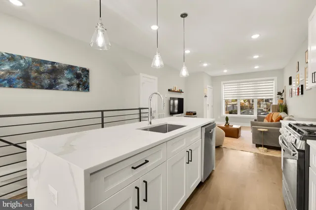 $535,000 | 1105 Queen Street Northeast, Unit 1, Washington, DC 20002