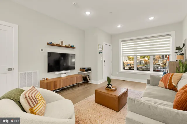 $535,000 | 1105 Queen Street Northeast, Unit 1, Washington, DC 20002