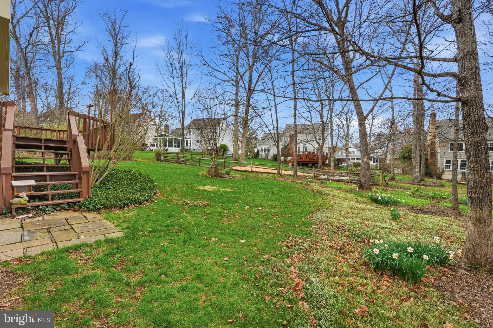 7 Wickham Court Sterling, VA 20165 - Photo 34 of 44 a view of a park with large trees