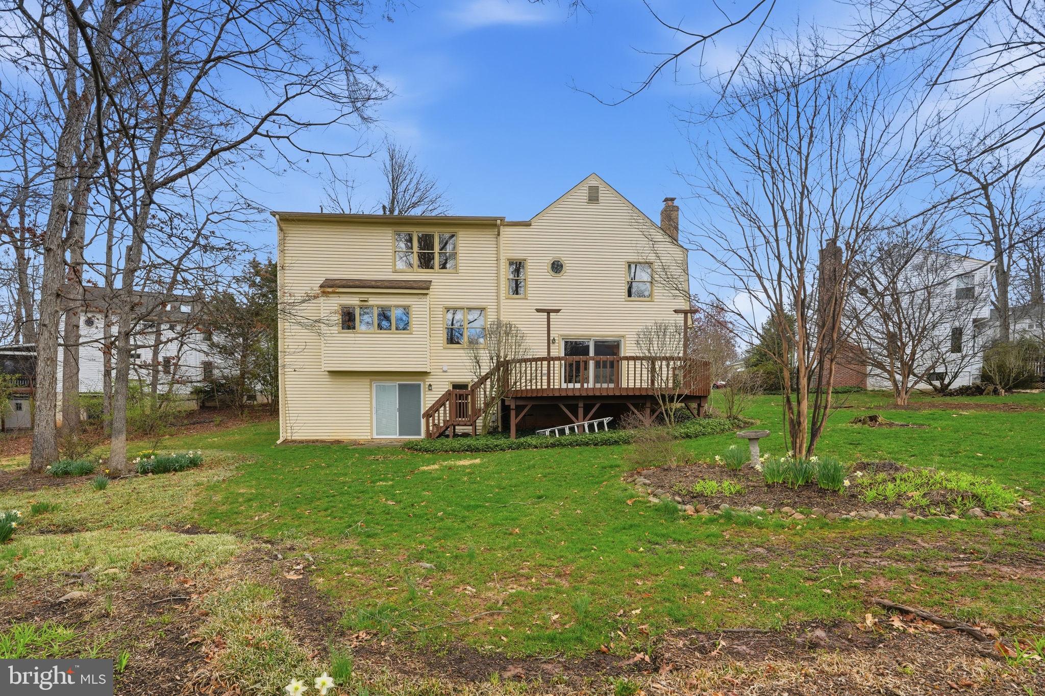 7 Wickham Court Sterling, VA 20165 - Photo 40 of 44 a view of a house with a yard