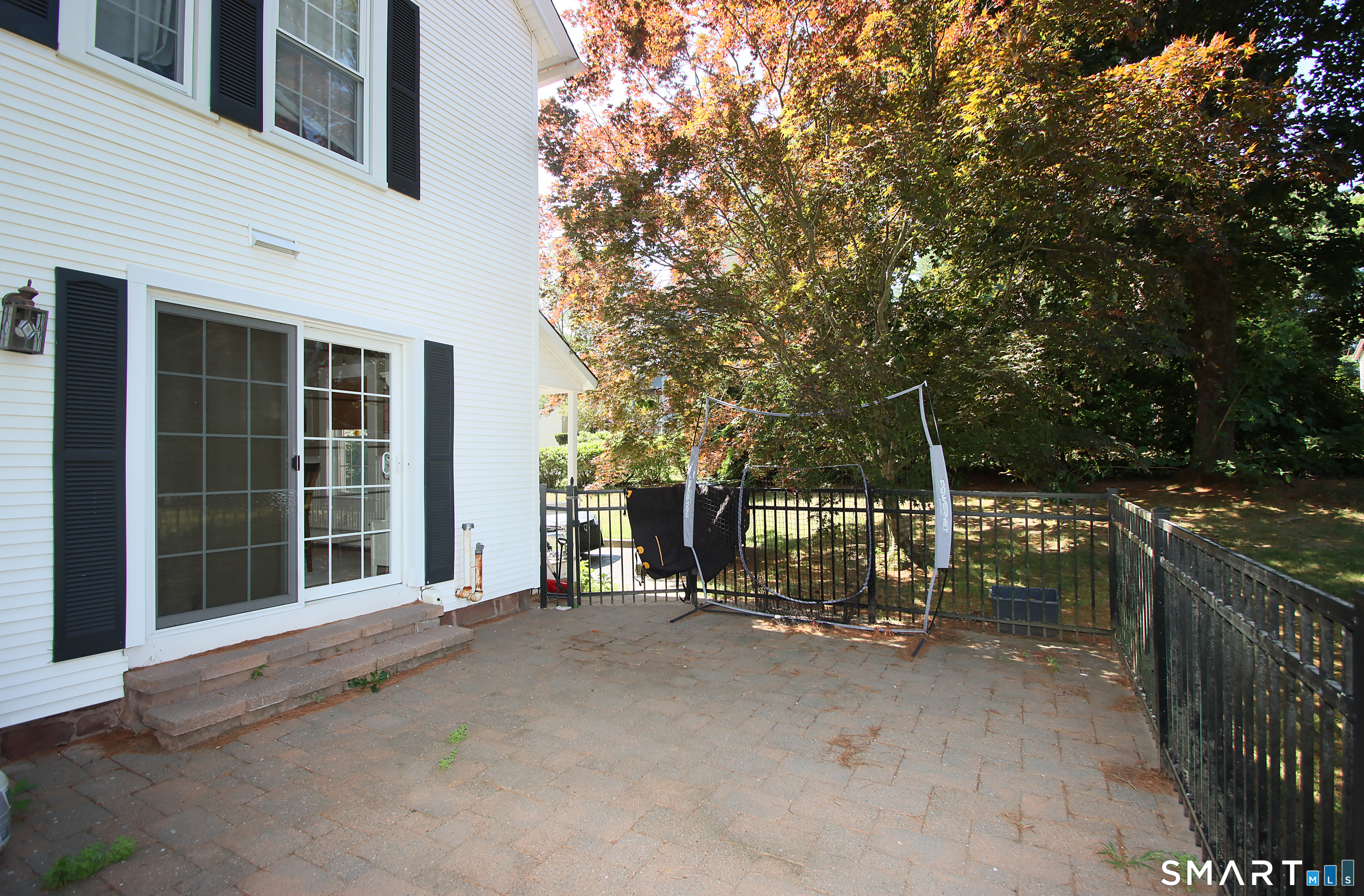 7 Middle Lane Simsbury, CT 06070 - Photo 7 of 27