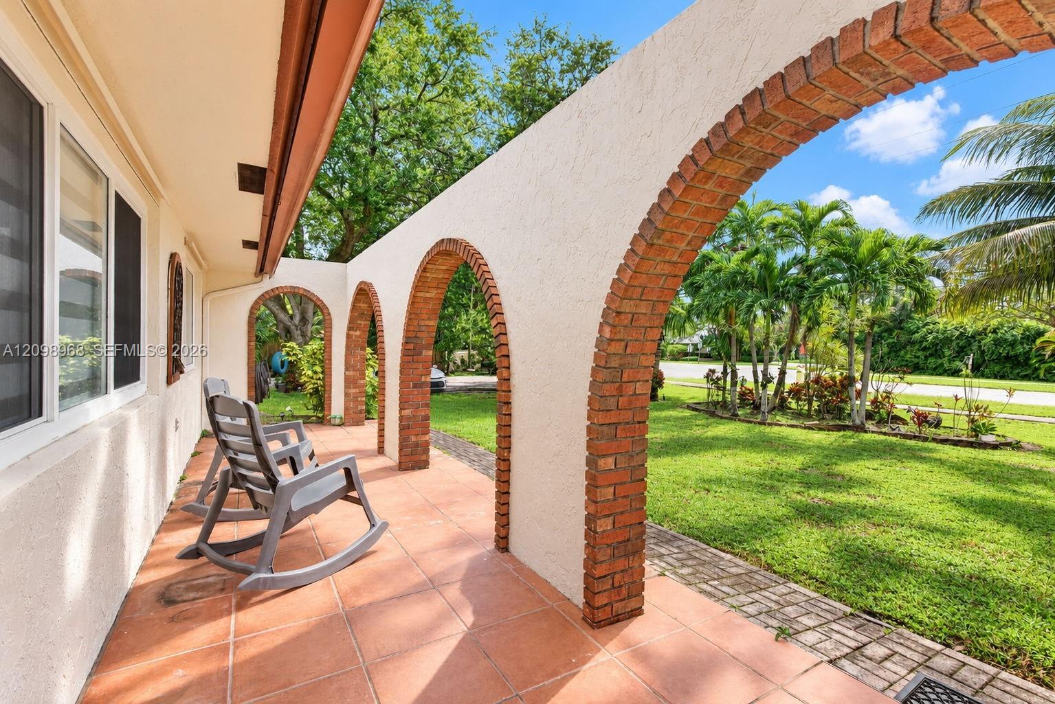 16110 Stirling Road Southwest Ranches, FL 33331 - Photo 4 of 88 Gallery Image 4