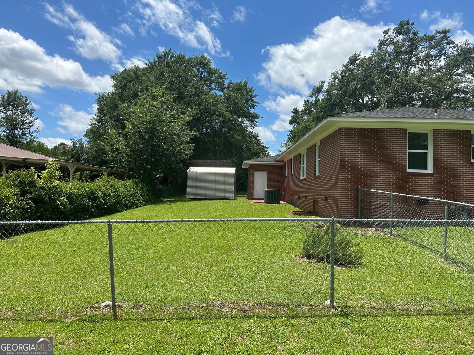 1300 Stonewall Street Dublin, GA 31021 - Photo 18 of 50