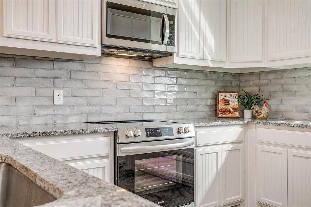 105 Ruidoso Way Mineral Wells, TX 76067 - Photo 12 of 33