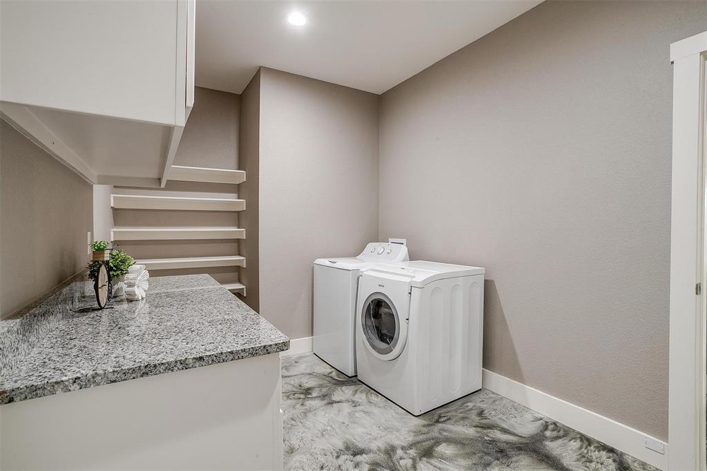 105 Ruidoso Way Mineral Wells, TX 76067 - Photo 15 of 33