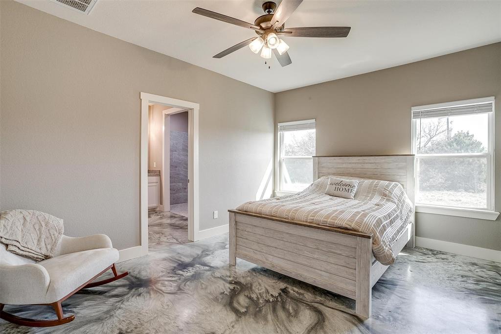 105 Ruidoso Way Mineral Wells, TX 76067 - Photo 16 of 33