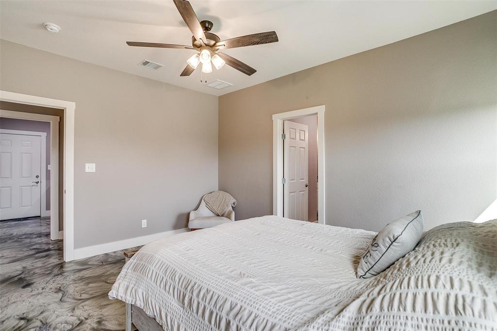 105 Ruidoso Way Mineral Wells, TX 76067 - Photo 18 of 33