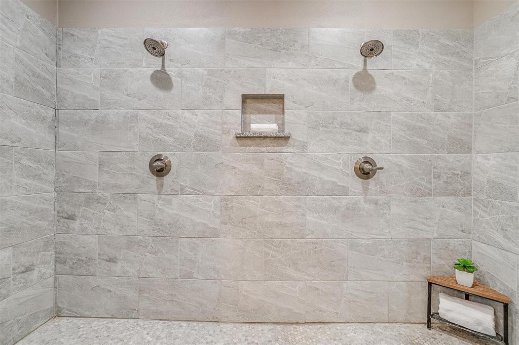 105 Ruidoso Way Mineral Wells, TX 76067 - Photo 21 of 33