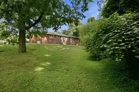 $495,000 | 425 Ezell Pike, Nashville, TN 37217
