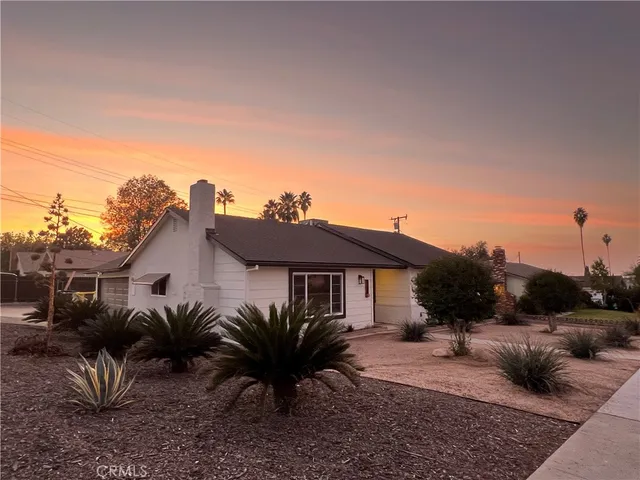 $665,900 | 350 Sherwood Street, Redlands, CA 92373