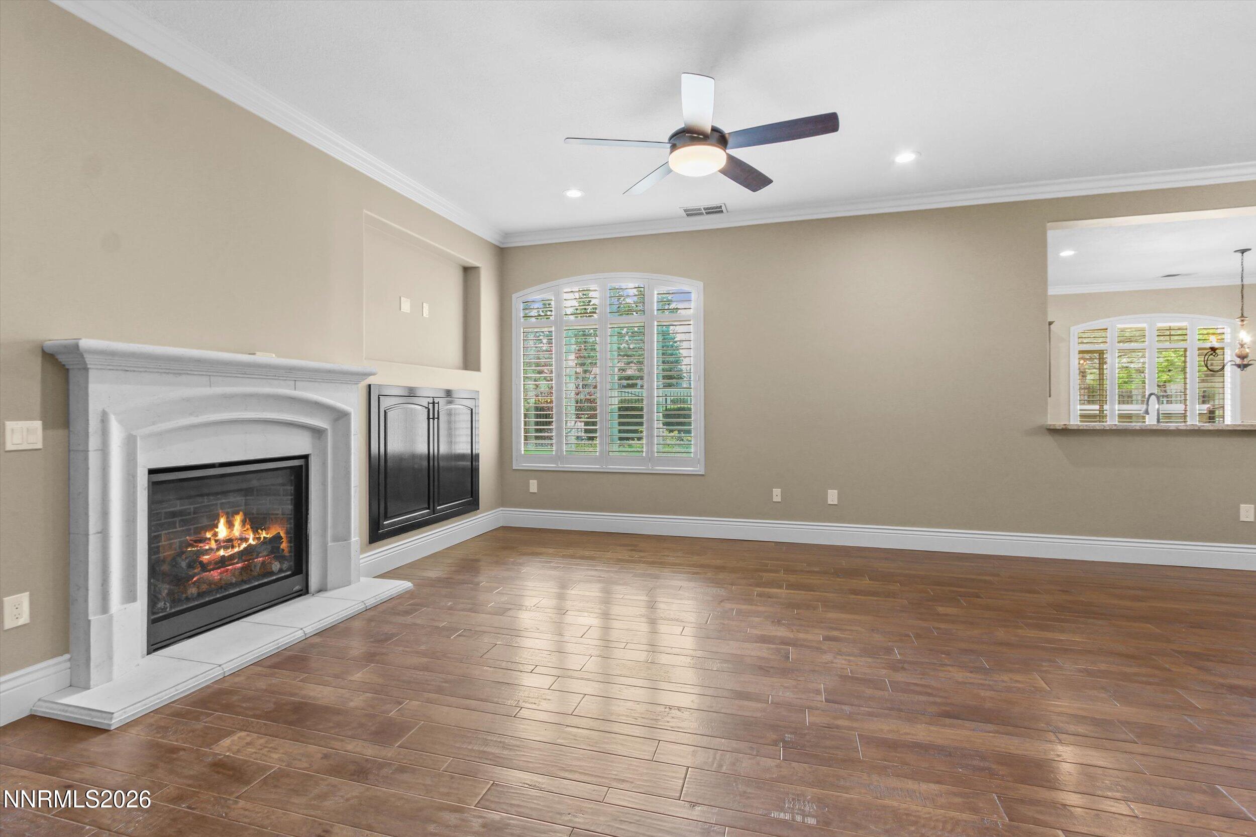 9900 Wilbur May Parkway, Unit 1902 Reno, NV 89521 - Photo 13 of 61 Living