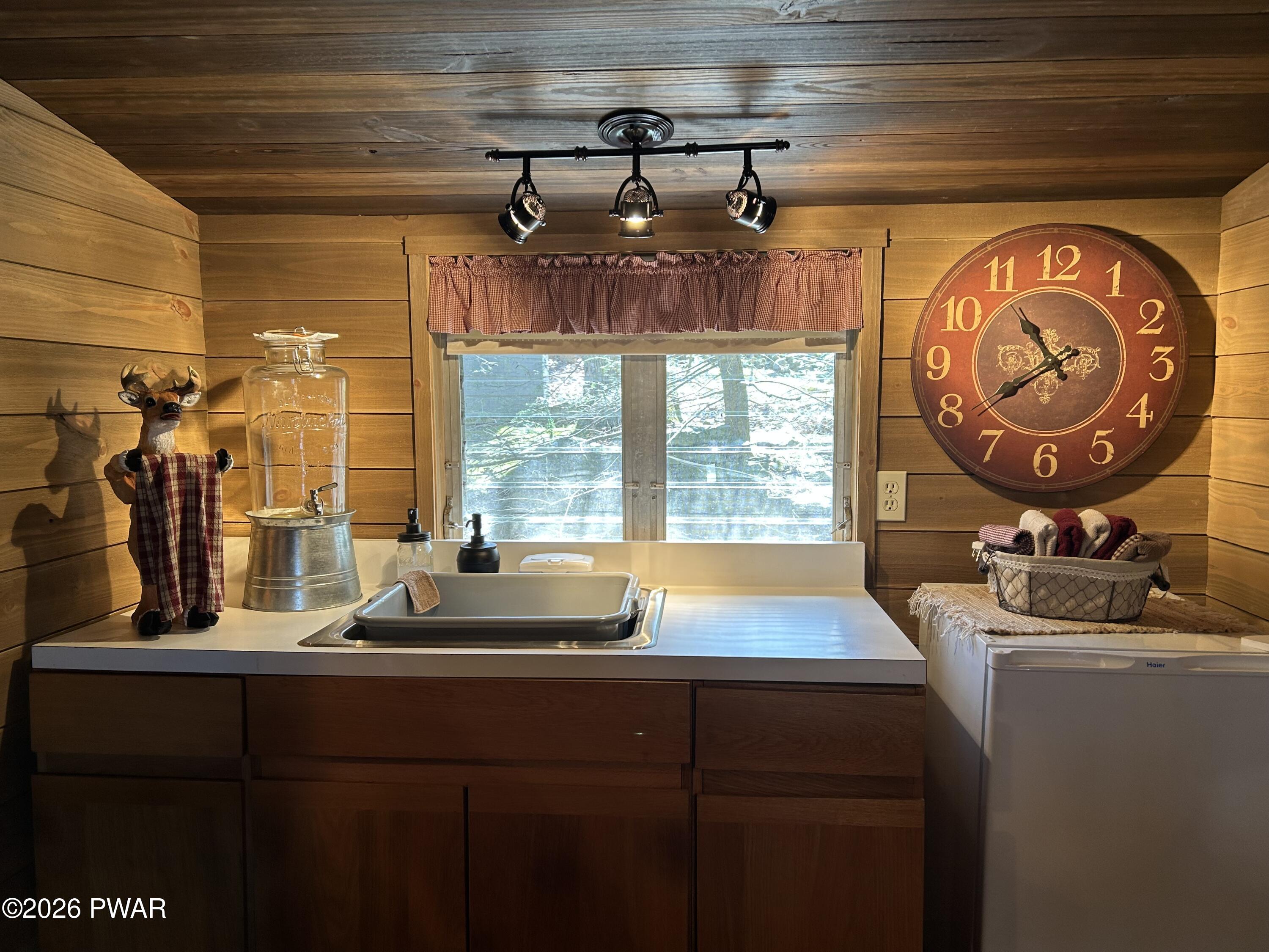 123 Mosier Road Dingmans Ferry, PA 18328 - Photo 24 of 64