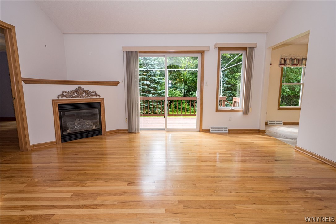 5 Alexander Parkway Pendleton, NY 14120 - Photo 8 of 49