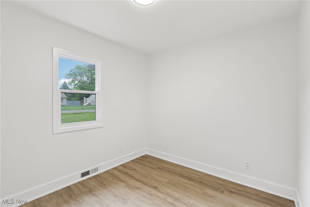 144 West Caston Road Akron, OH 44319 - Photo 17 of 26
