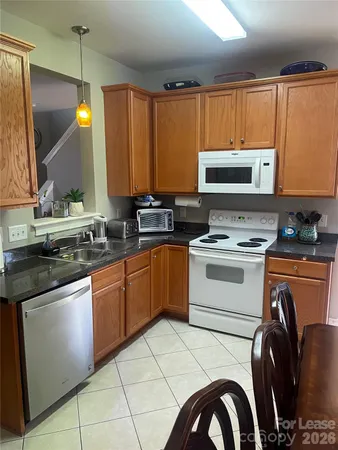 $1,795 | 7716 Royal Park Lane, Huntersville, NC 28078