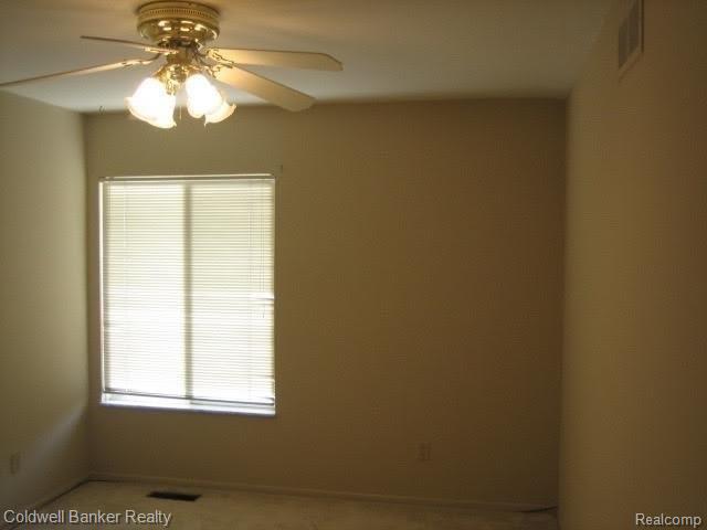 2015 Klingensmith Road, Unit 54 Bloomfield Hills, MI 48302 - Photo 13 of 22