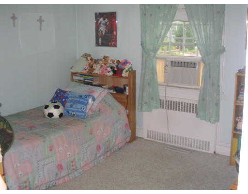12 Verndale Road Weymouth, MA 02190 - Photo 11 of 12 Gallery Image 11