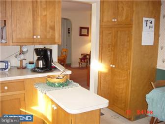 53 Horsham Road Hatboro, PA 19040 - Photo 11 of 12 Kitchen