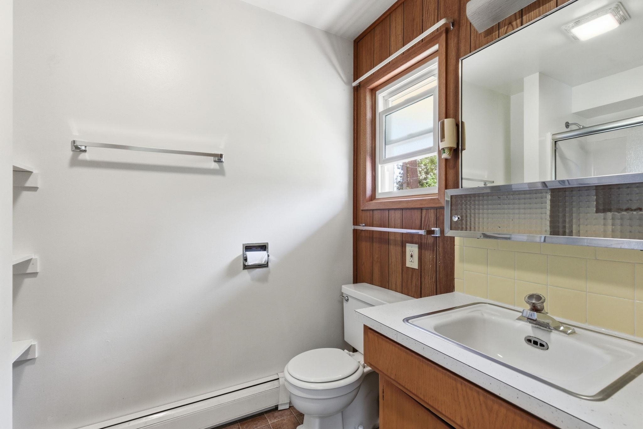 903 West Hawthorne Road Spokane, WA 99218 - Photo 17 of 50