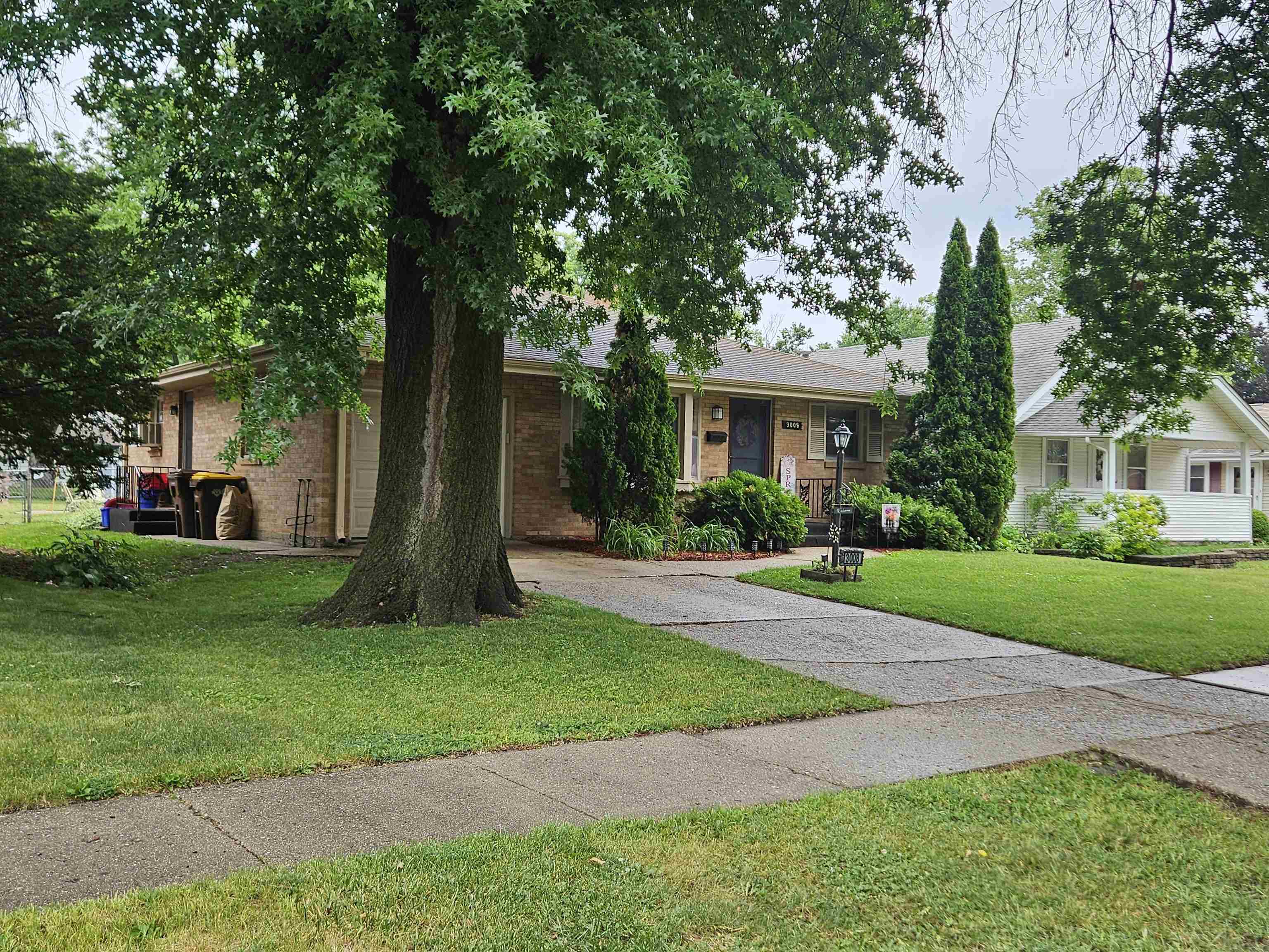 3008 Guilford Road Rockford, IL 61107 - Photo 2 of 15
