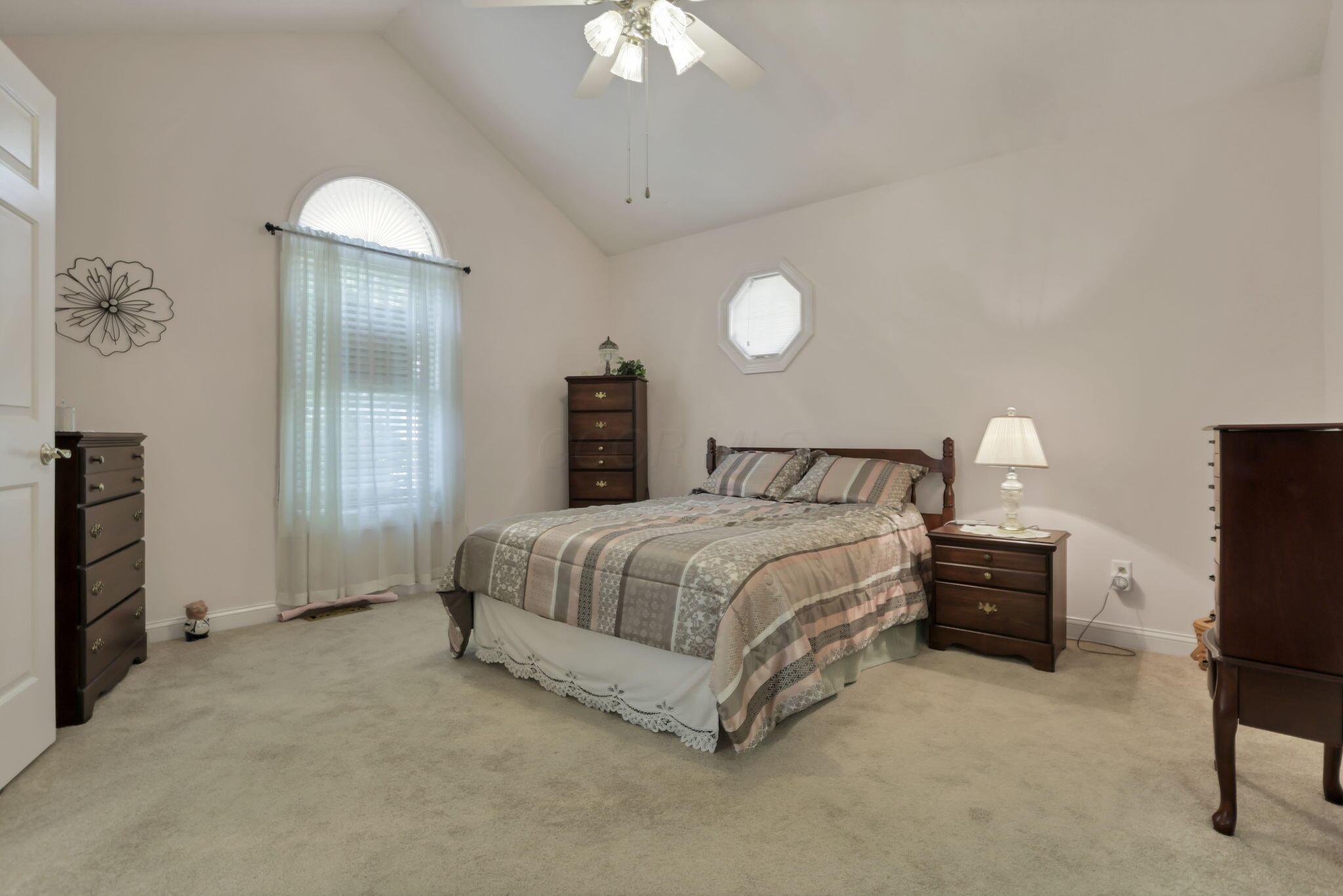 786 Stone Ridge Way Newark, OH 43055 - Photo 16 of 38 Primary bedroom