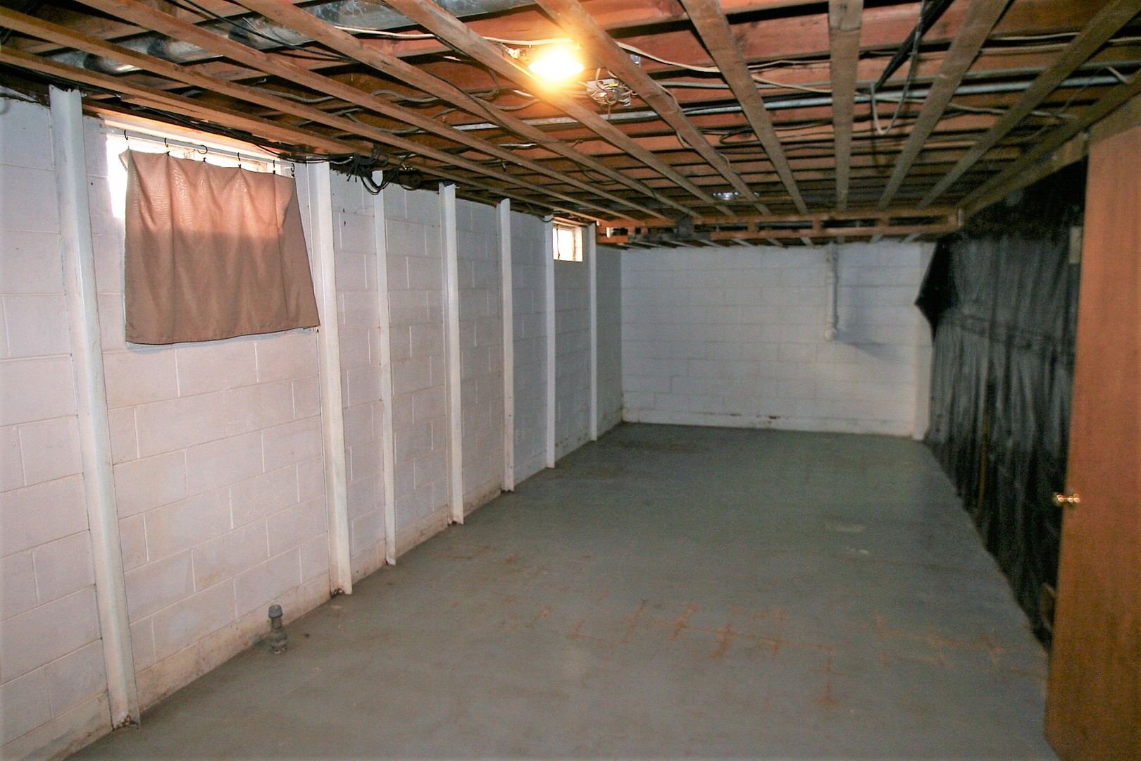 15998 Dee-Mac Road Mackinaw, IL 61755 - Photo 14 of 22 a view of a garage
