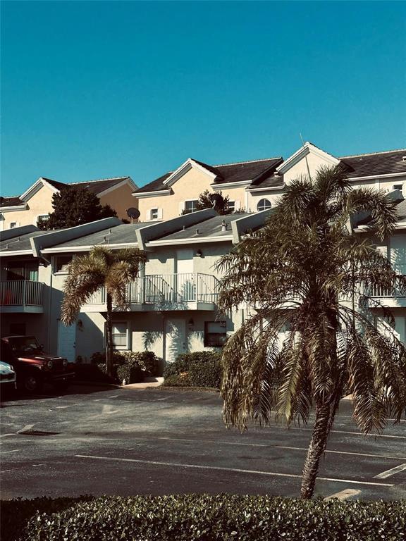 4121 Northeast 21st Terrace, Unit 3 Lighthouse Point, FL 33064 - Photo 1 of 40 GetMedia (6)