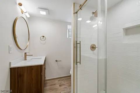 $1,195,000 | 15 Elberta Road, Maplewood, NJ 07040