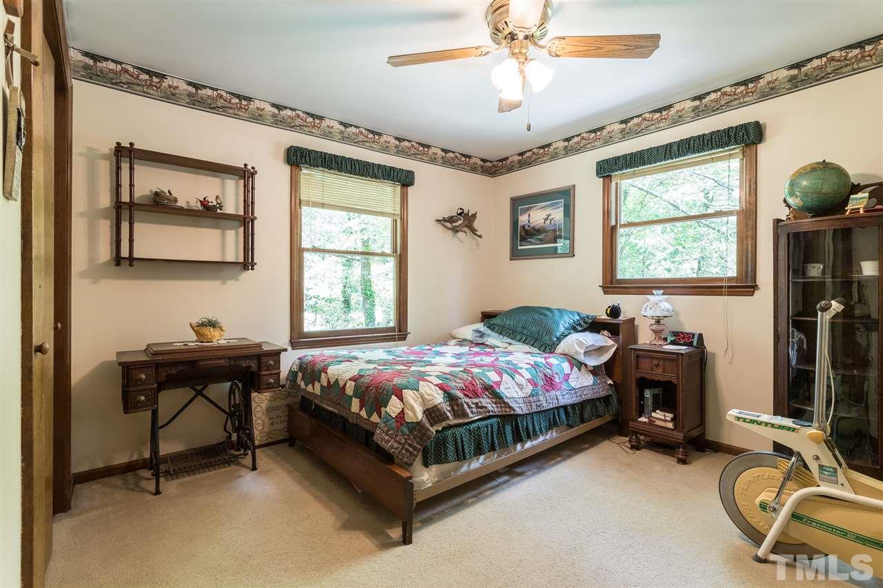 7904 Secluded Acres Road Apex, NC 27523 - Photo 12 of 19 Gallery Image 12
