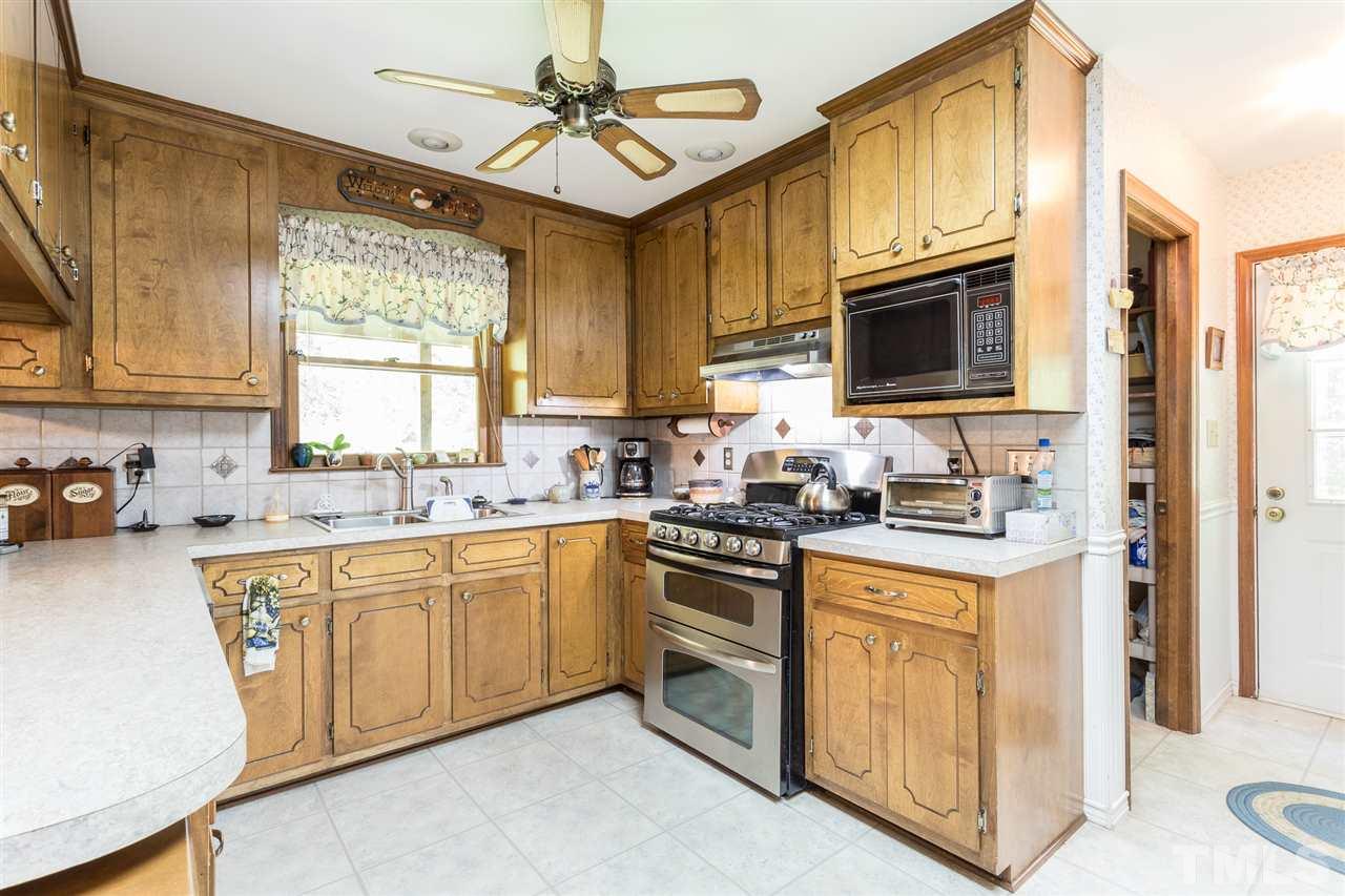 7904 Secluded Acres Road Apex, NC 27523 - Photo 8 of 19 Gallery Image 8