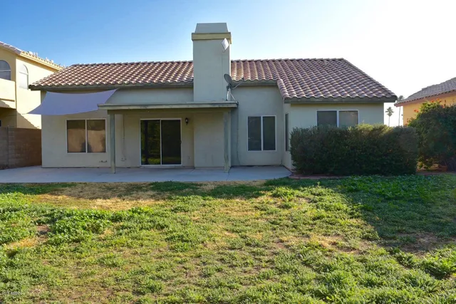 $2,400 | 19010 North 25th Way, Phoenix, AZ 85050