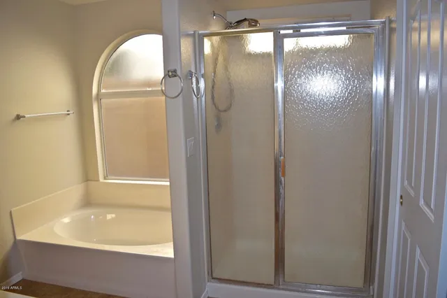 $2,400 | 19010 North 25th Way, Phoenix, AZ 85050