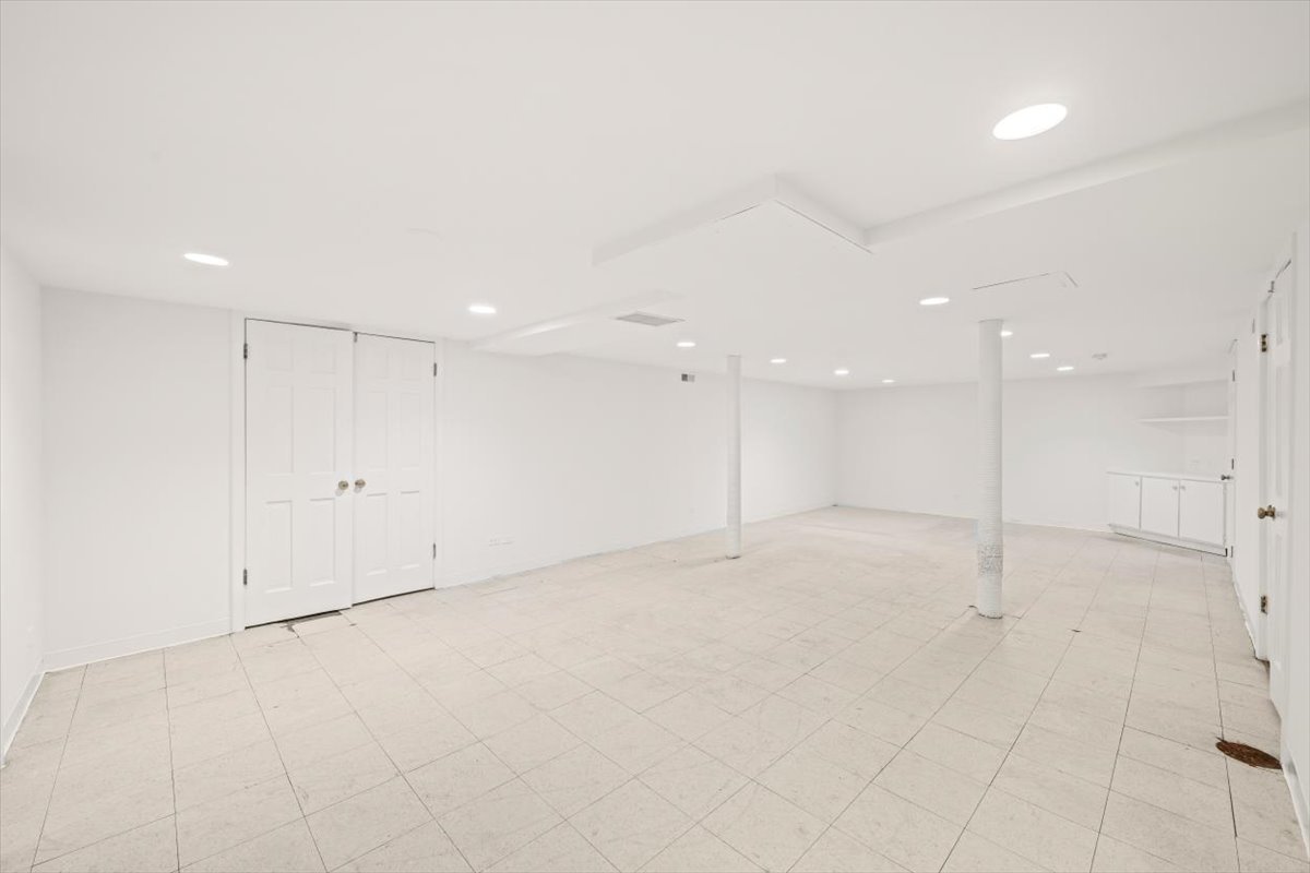 396 Sheridan Road Glencoe, IL 60022 - Photo 34 of 56