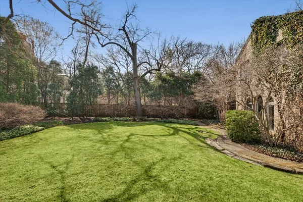 $2,650,000 | 396 Sheridan Road, Glencoe, IL 60022