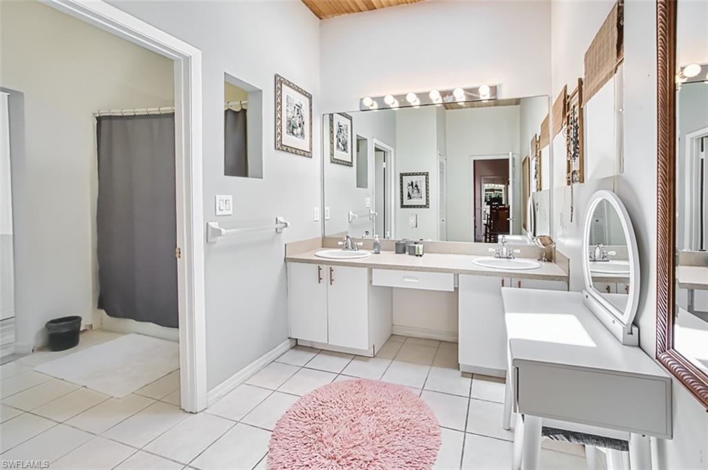 2727 66th Street Southwest Naples, FL 34105 - Photo 27 of 33