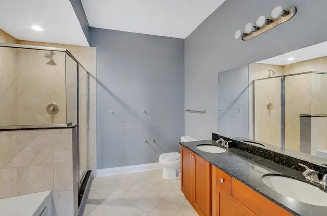 $412,000 | 2417 West Fillmore Street, Unit 1, Chicago, IL 60612