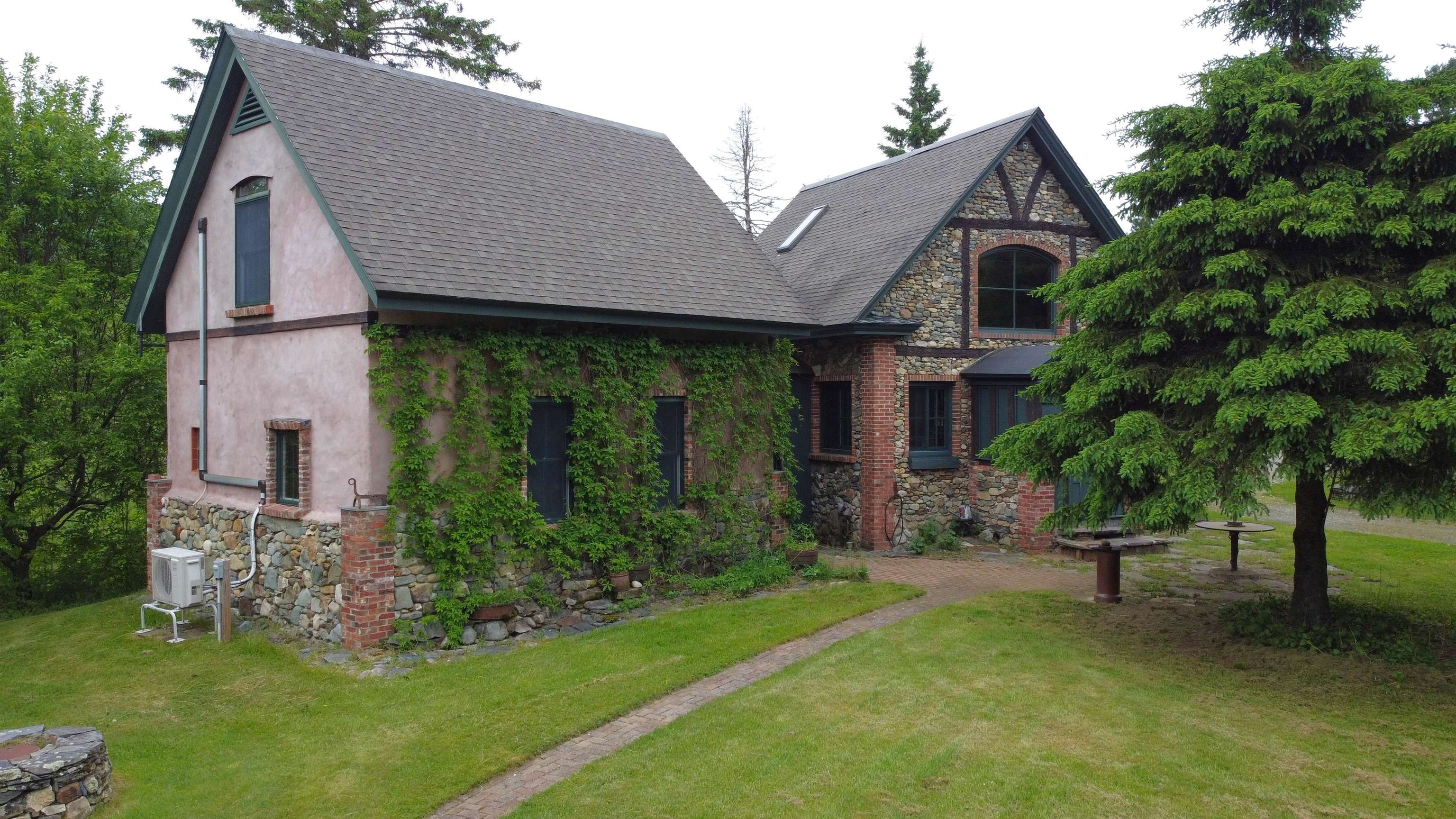 3227 Leadville Road Newport Town, VT 05857 - Photo 2 of 40