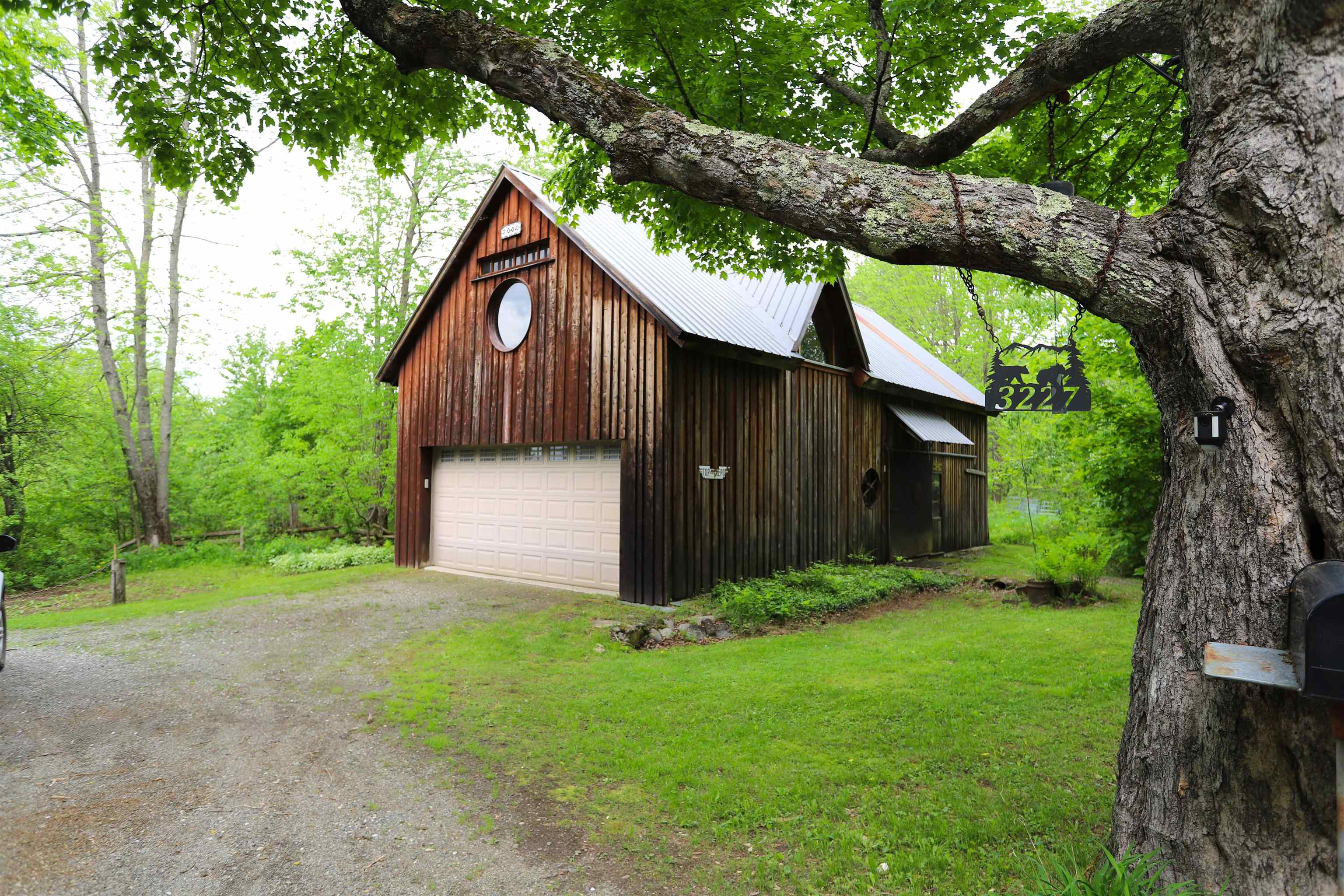 3227 Leadville Road Newport Town, VT 05857 - Photo 22 of 40